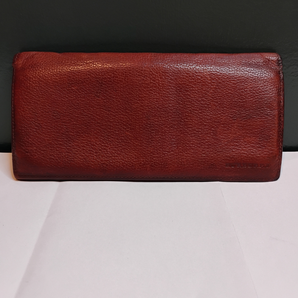 Authentic Burberry Neutral Leather Nova Check Organizer